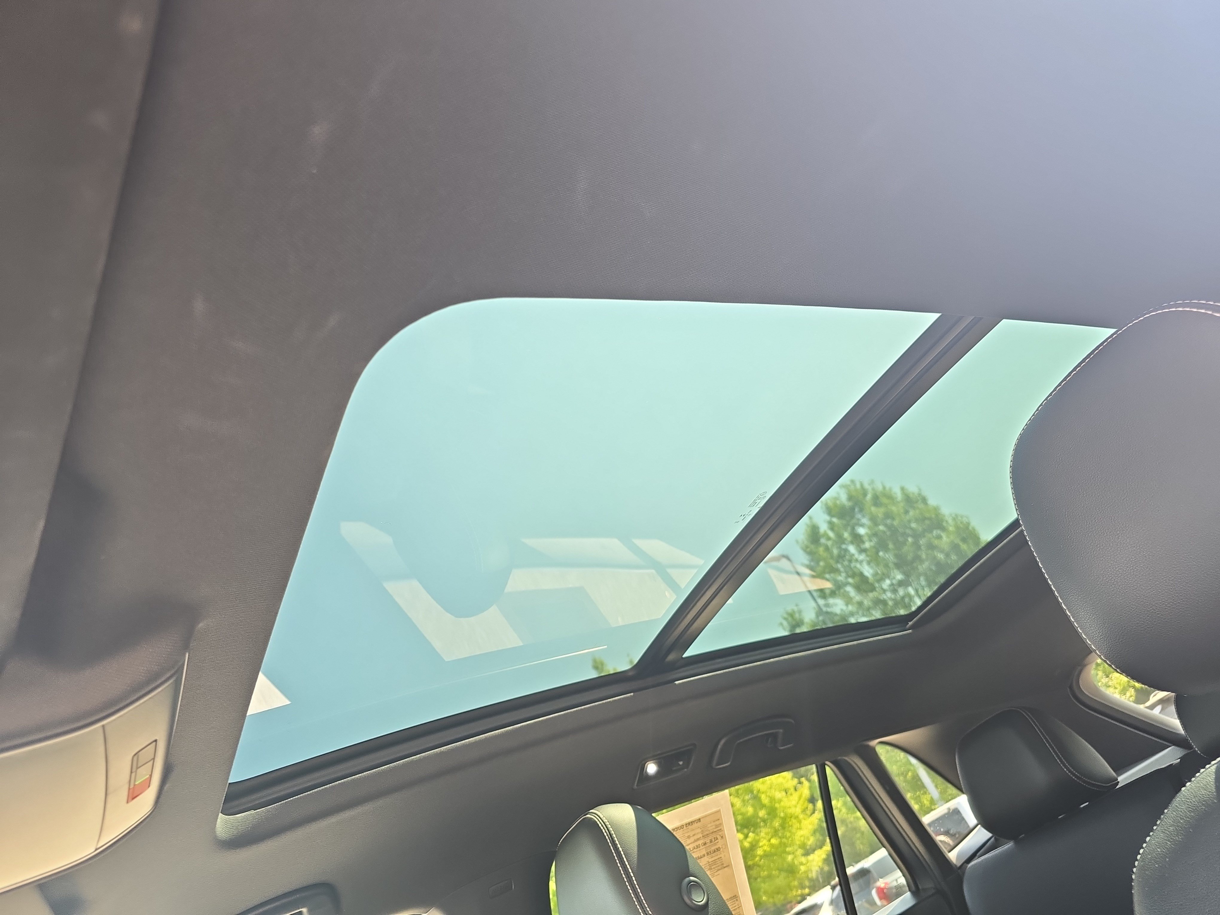 Used 2023 Volkswagen Atlas Cross Sport SE w/ Panoramic Sunroof Package FWD image 28