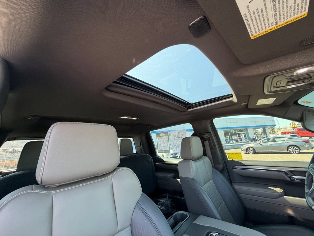 Used 2022 Chevrolet Silverado 1500 ZR2 w/ Technology Package AWD/4WD image 27