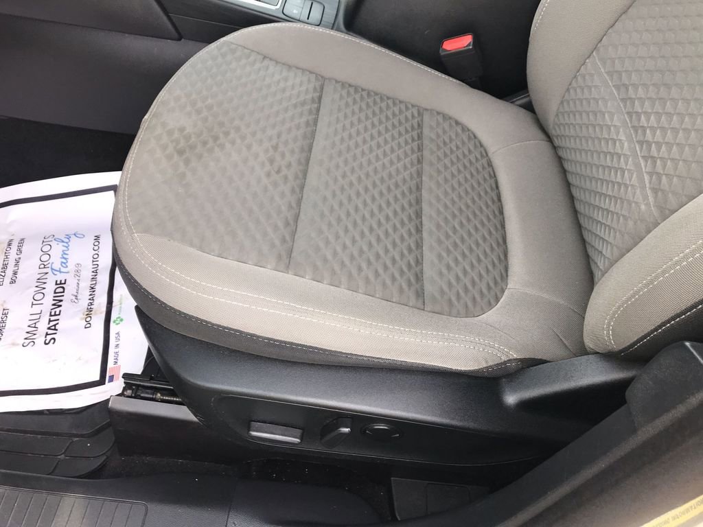 Used 2022 Ford Escape SE AWD/4WD image 12