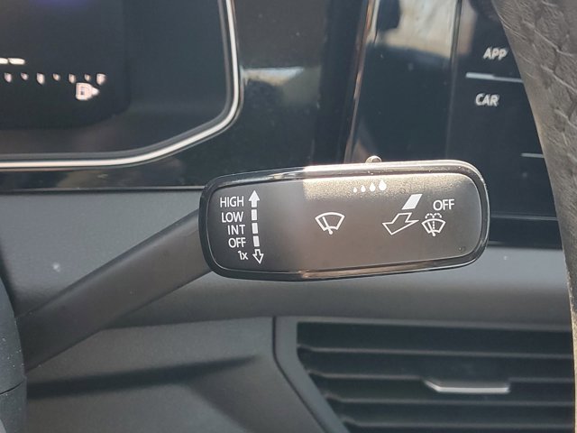 Used 2025 Volkswagen Jetta S FWD image 12