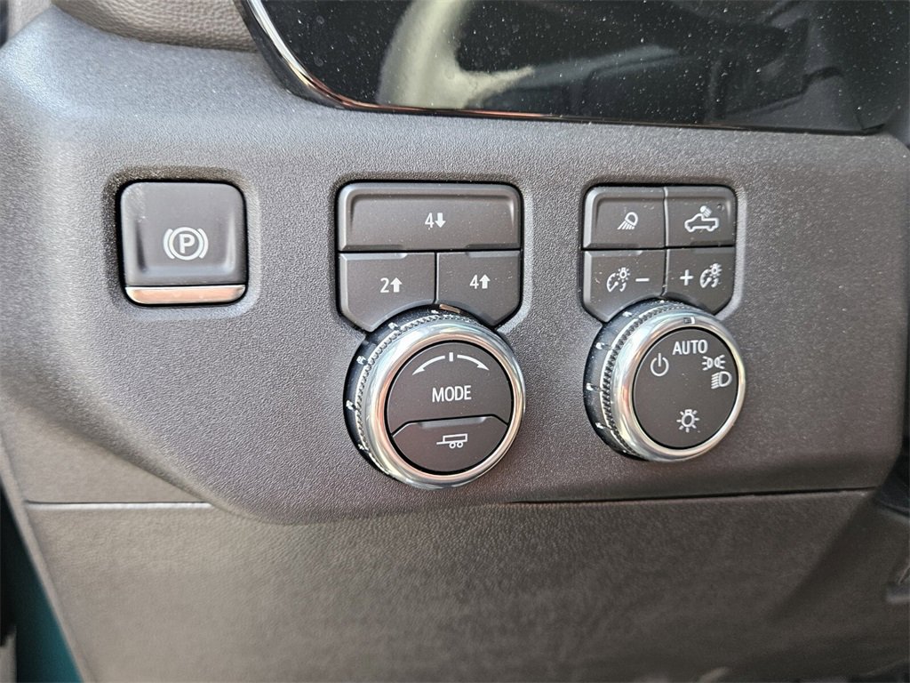 New 2026 GMC Sierra 3500 SLE image 26