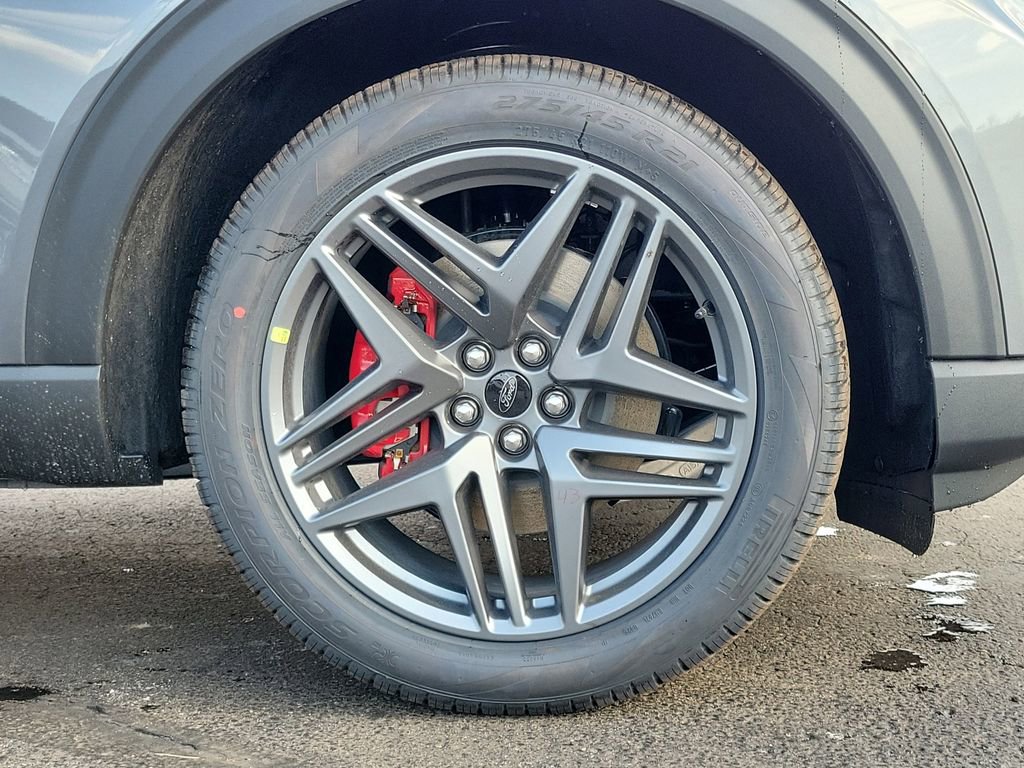 New 2026 Ford Explorer ST w/ Sun And Sound Package image 9