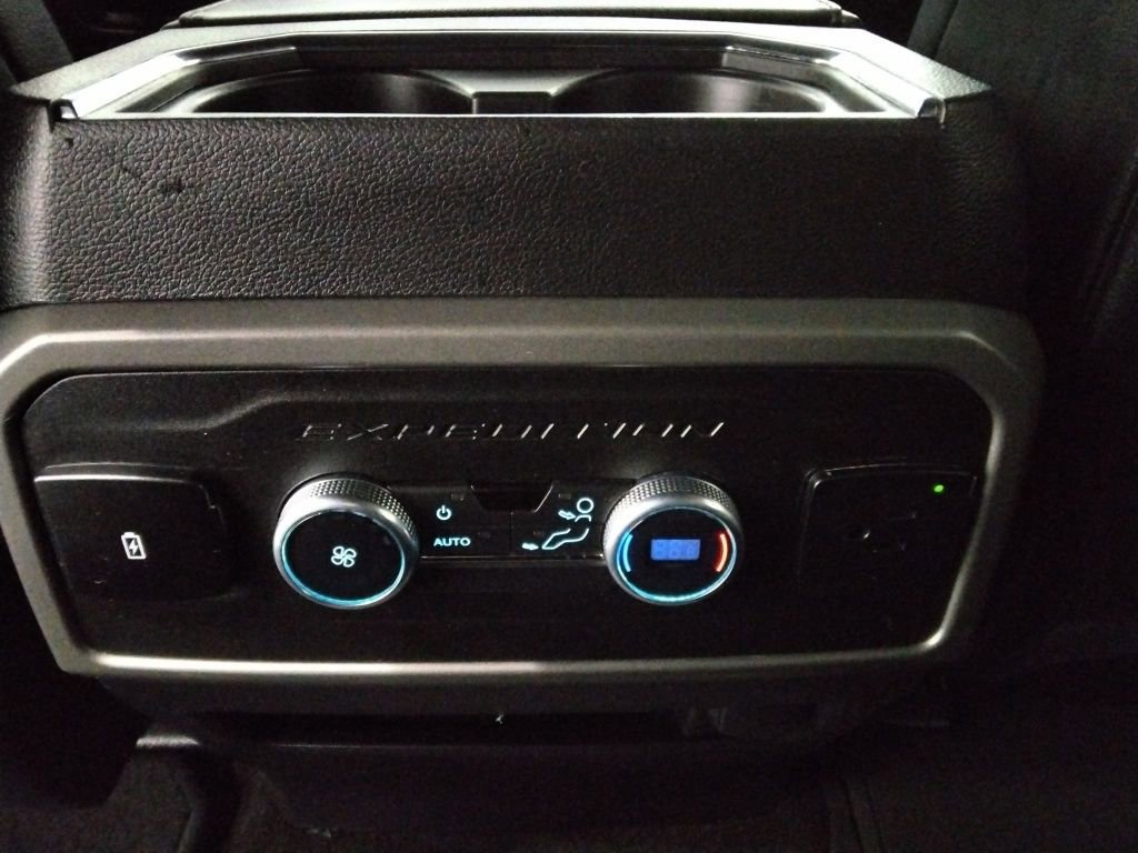 Used 2021 Ford Expedition Max XLT image 41