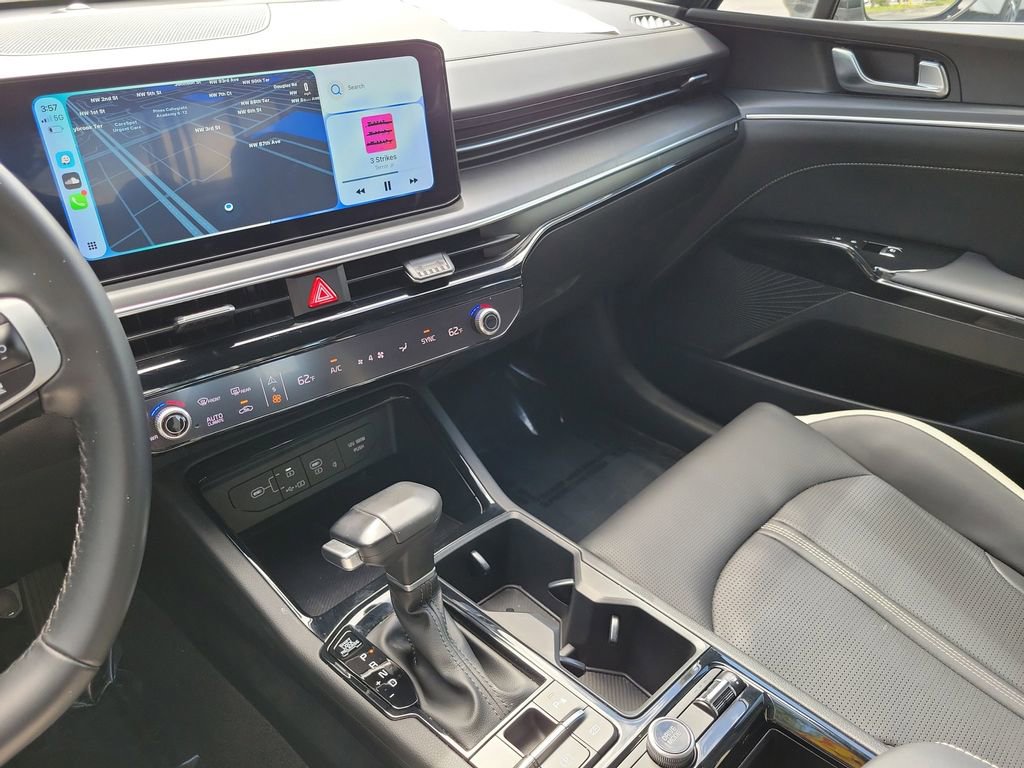 Used 2025 Kia K5 GT-Line image 33