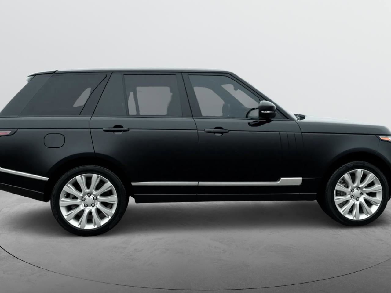 Used 2016 Land Rover Range Rover Supercharged image 9