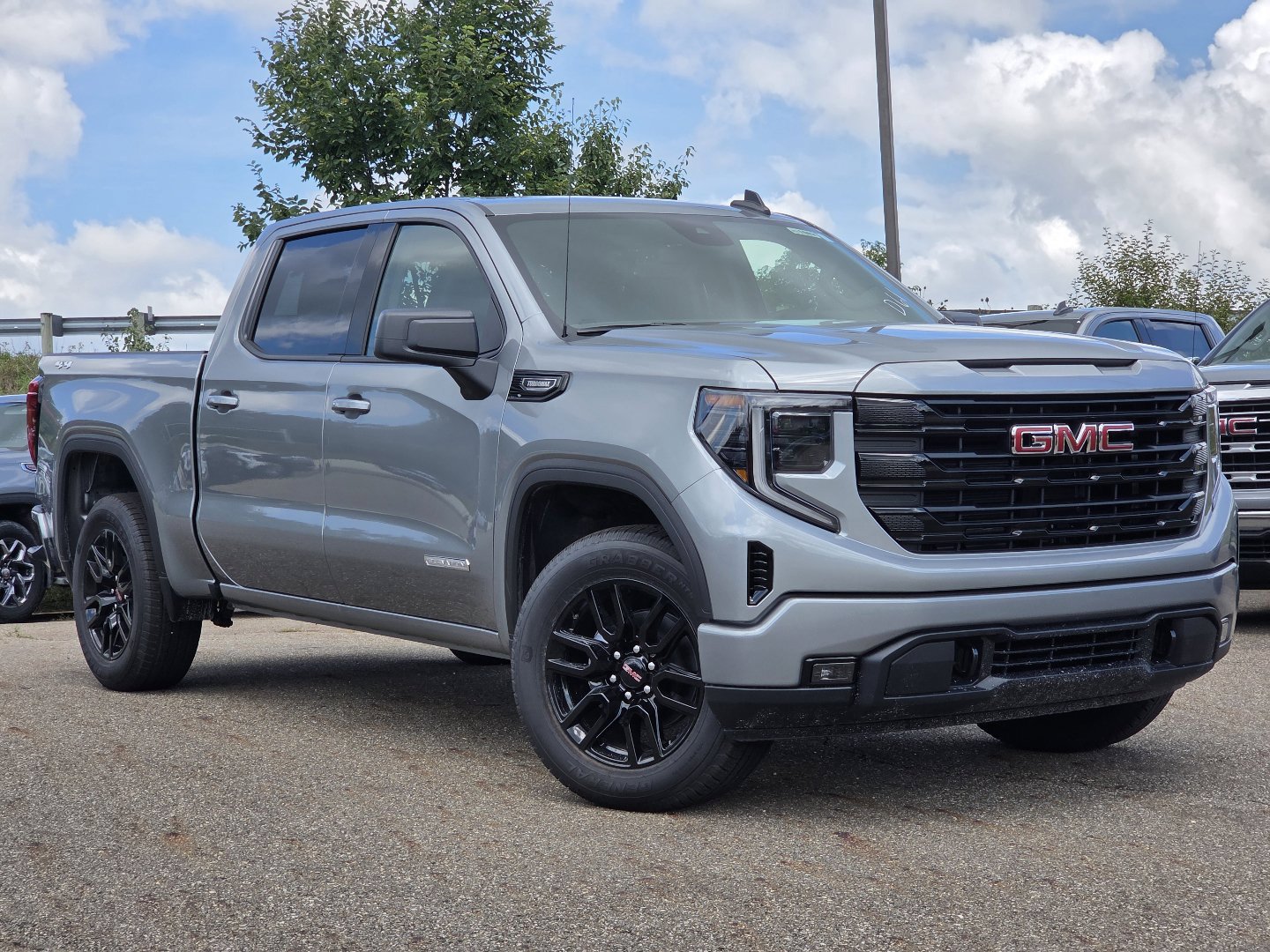 New 2026 GMC Sierra 1500 Elevation AWD/4WD image 2