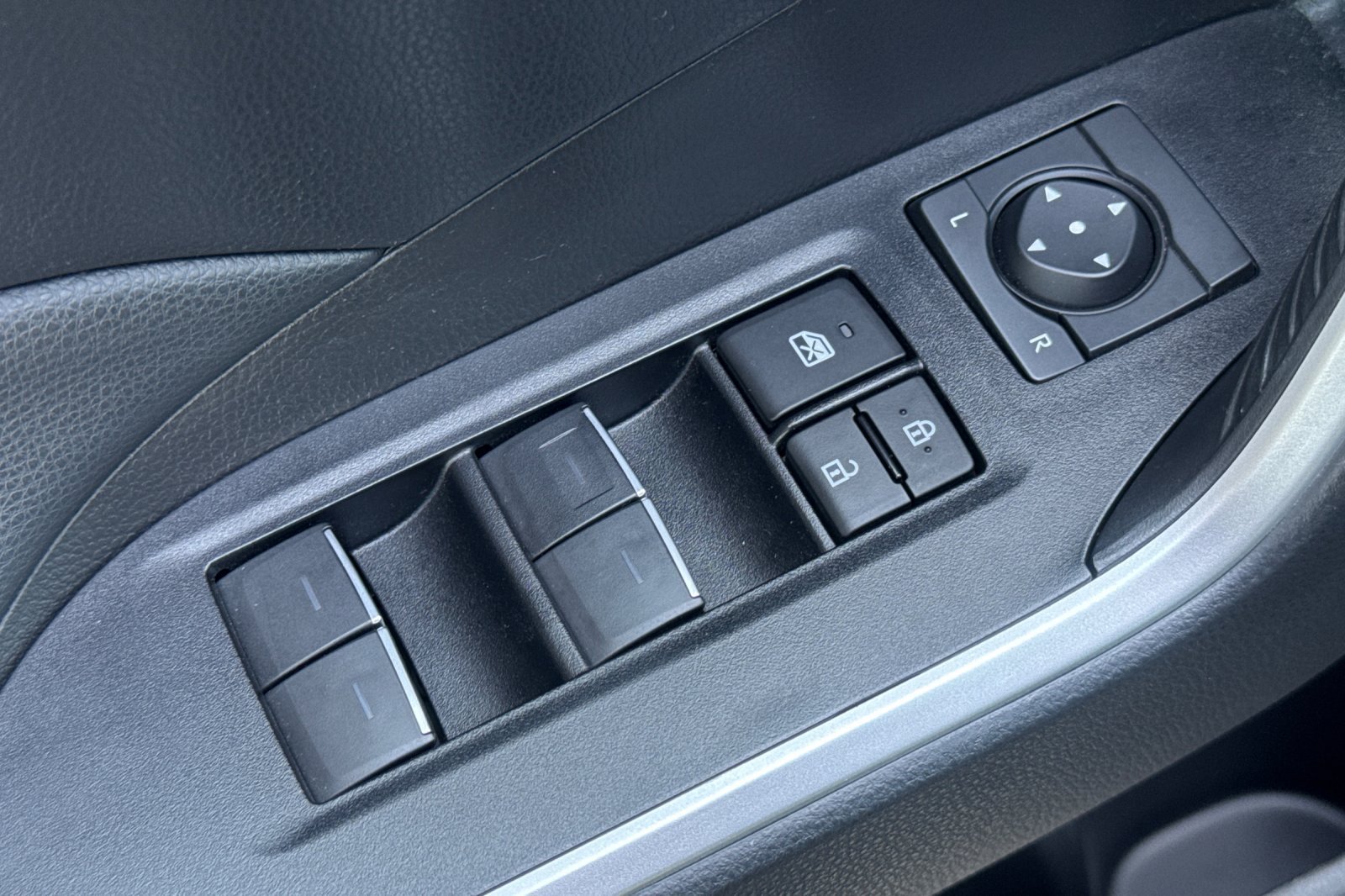 Certified 2023 Toyota RAV4 XLE AWD/4WD image 18