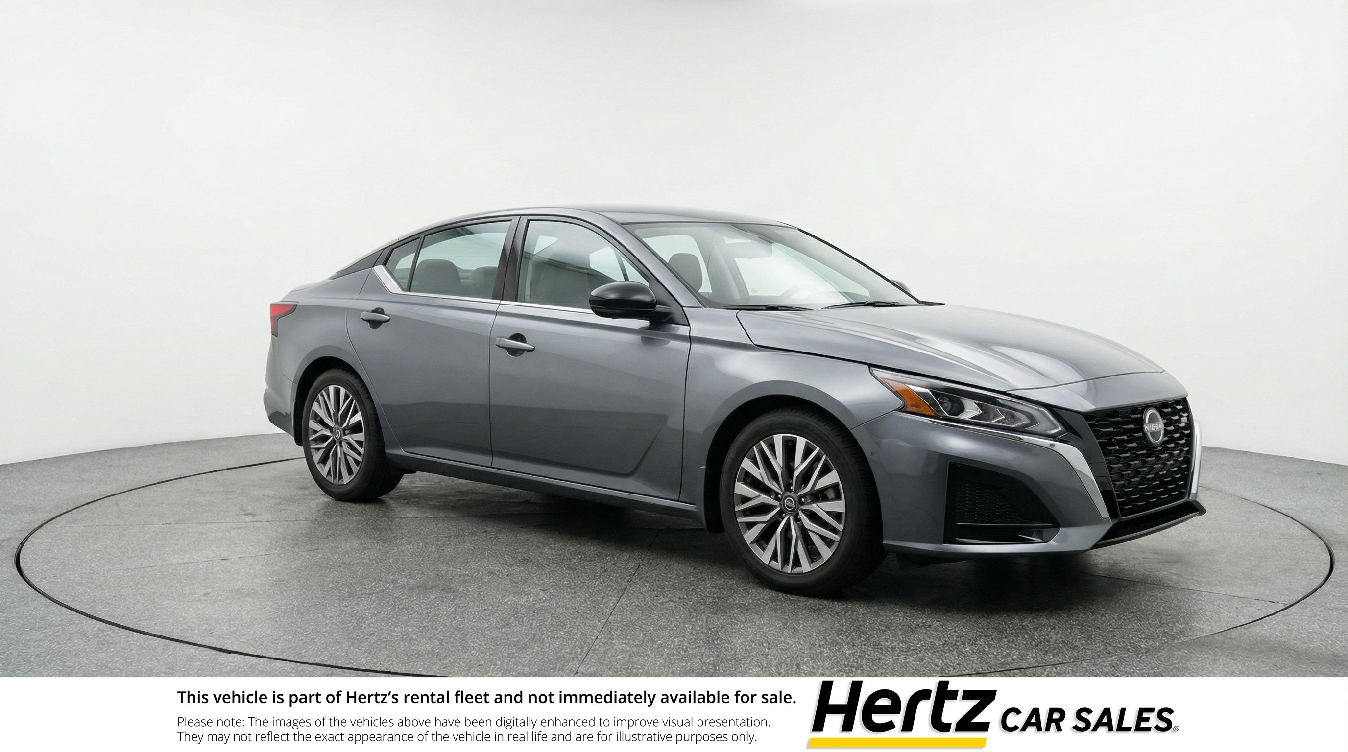 Used 2025 Nissan Altima 2.5 SV image 1