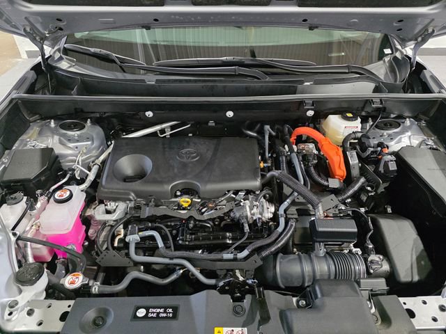 Used 2025 Toyota RAV4 XLE AWD/4WD image 26