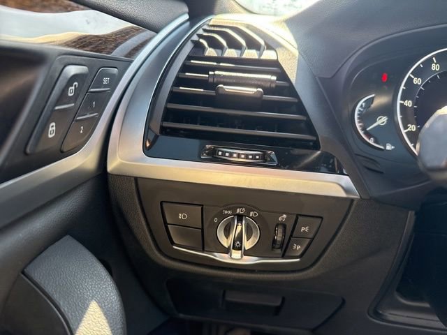 Used 2019 BMW X4 xDrive30i w/ Convenience Package image 23