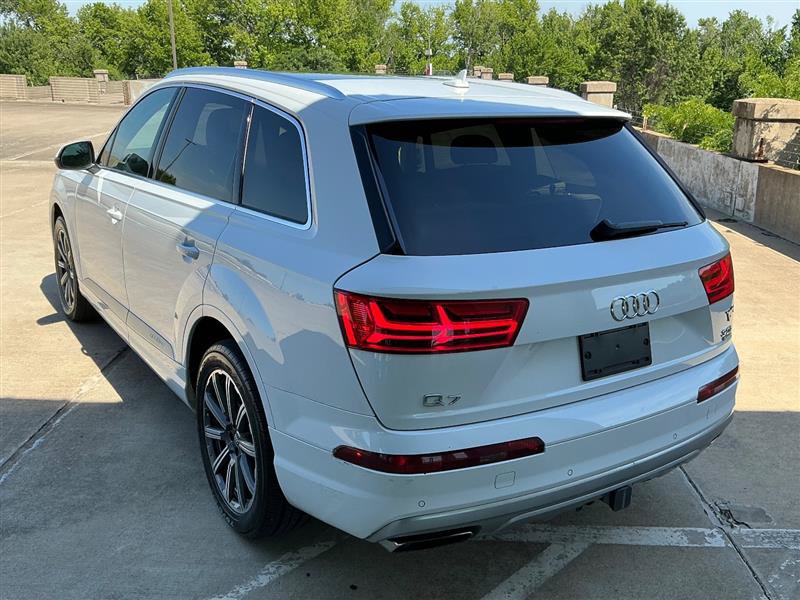 Used 2017 Audi Q7 3.0T Premium Plus AWD/4WD image 4