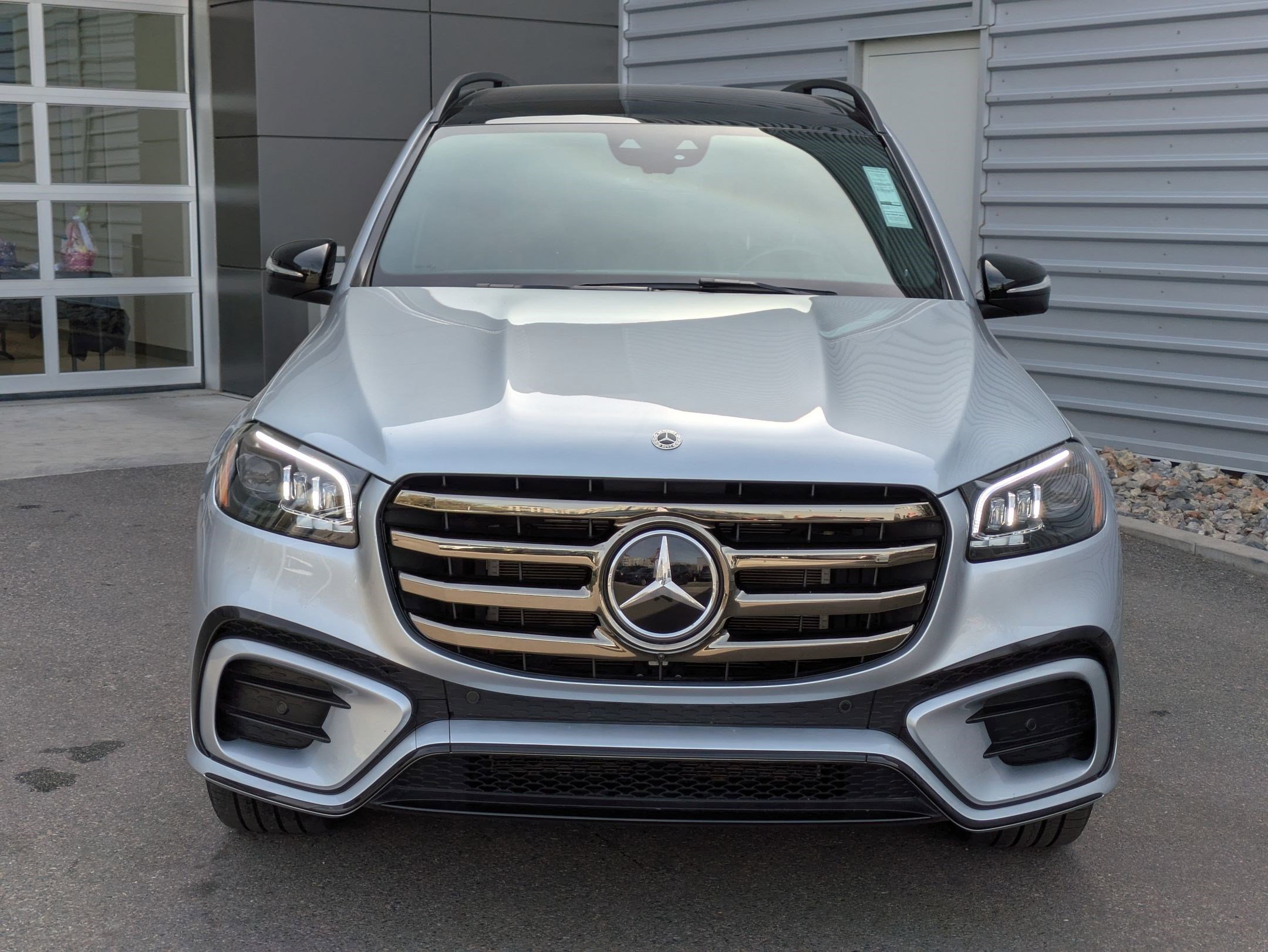 Used 2025 Mercedes-Benz GLS 450 4MATIC image 9