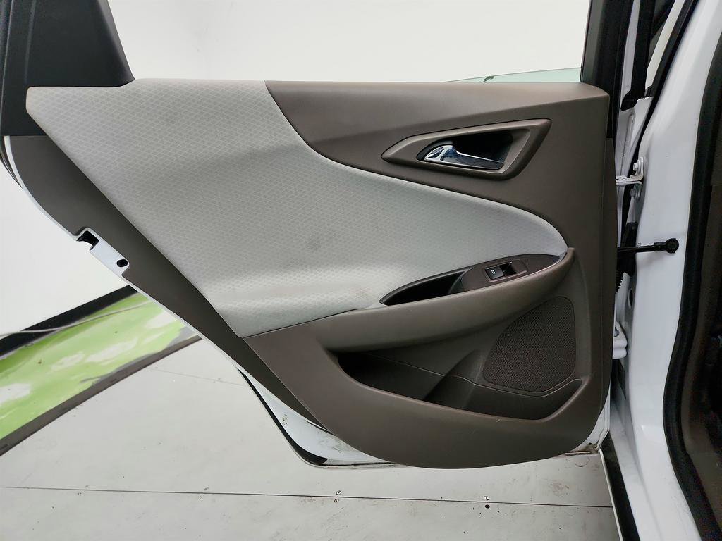 Used 2020 Chevrolet Malibu LT FWD image 23