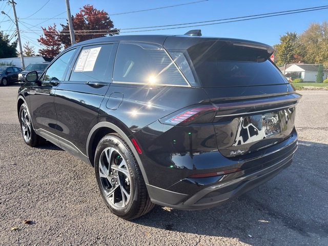 New 2026 Lincoln Nautilus Premier w/ Equipment Group 102A AWD/4WD image 8