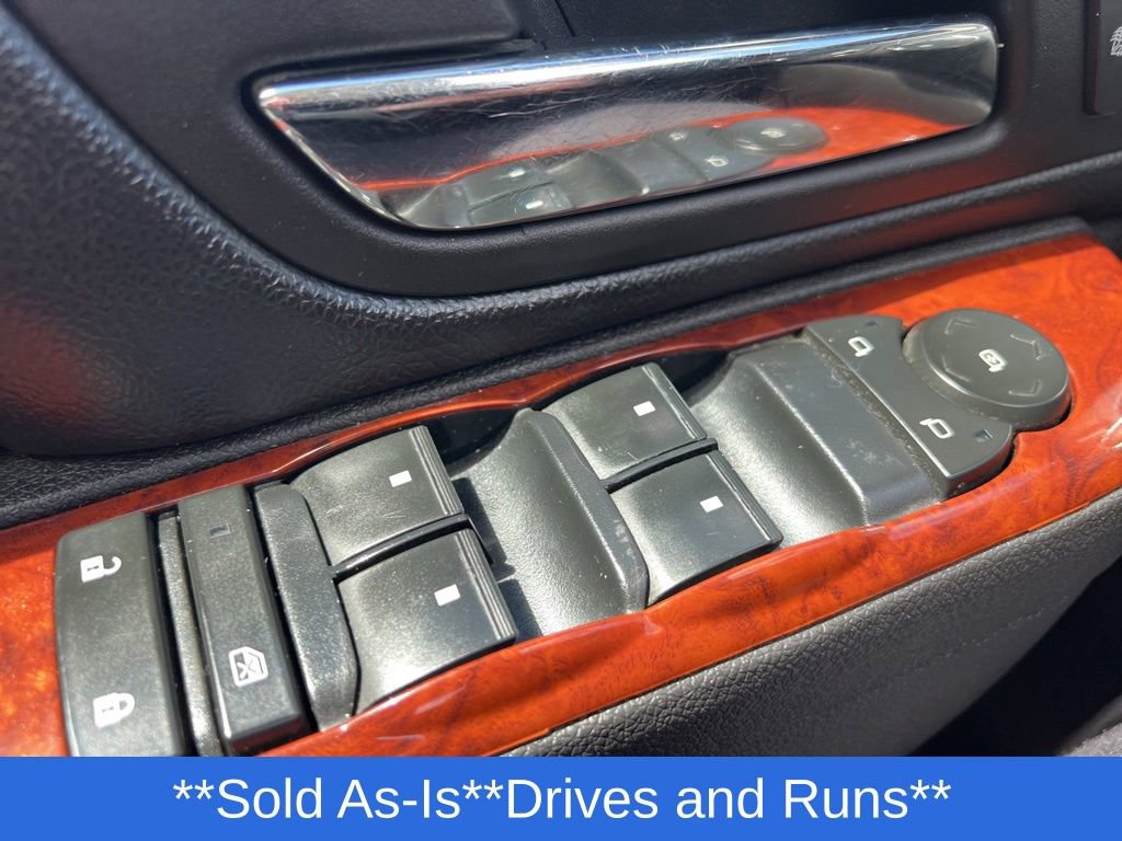 Used 2013 Chevrolet Suburban LT AWD/4WD image 10
