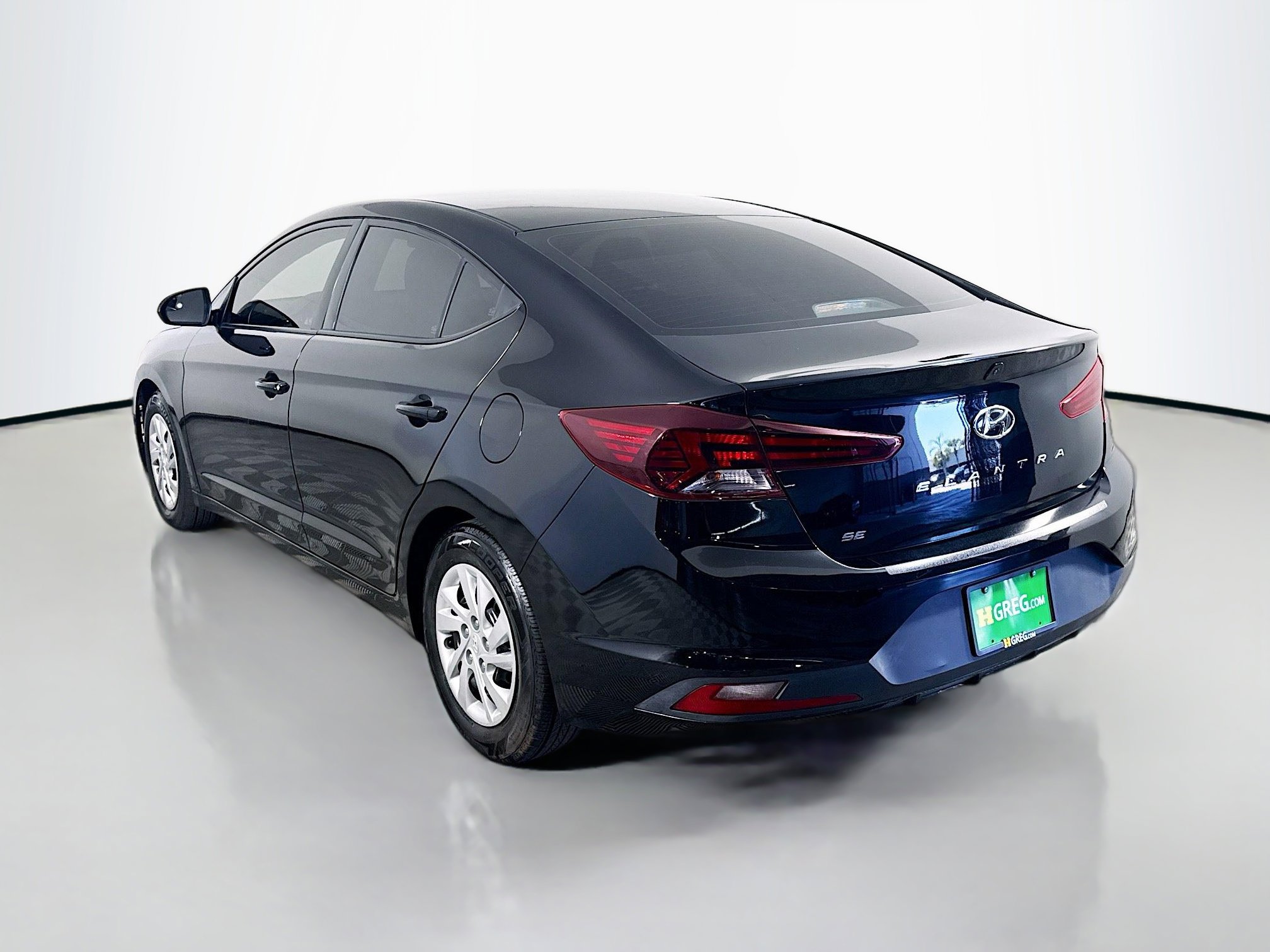 Used 2020 Hyundai Elantra SE w/ Cargo Package (C1) image 7