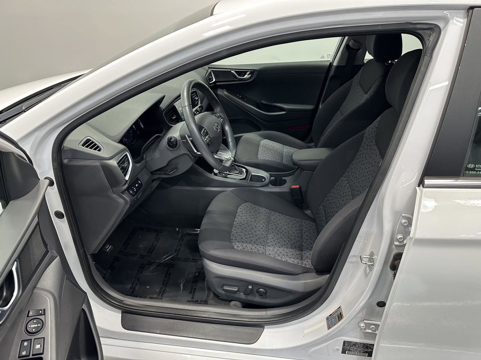 Used 2019 Hyundai Ioniq SEL image 10