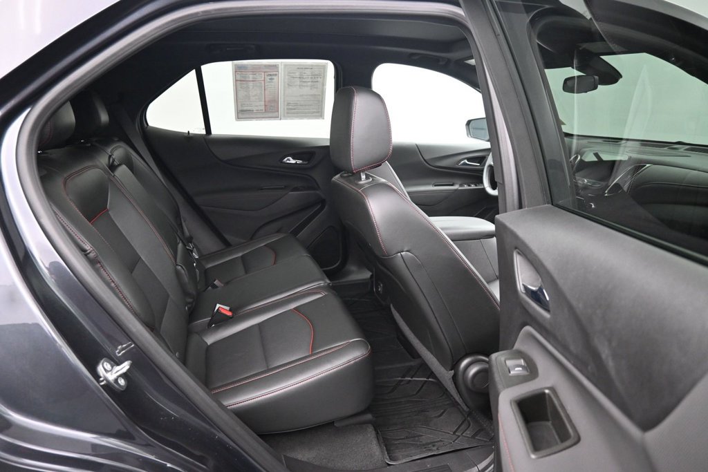 Used 2022 Chevrolet Equinox RS w/ RS Leather Package AWD/4WD image 12