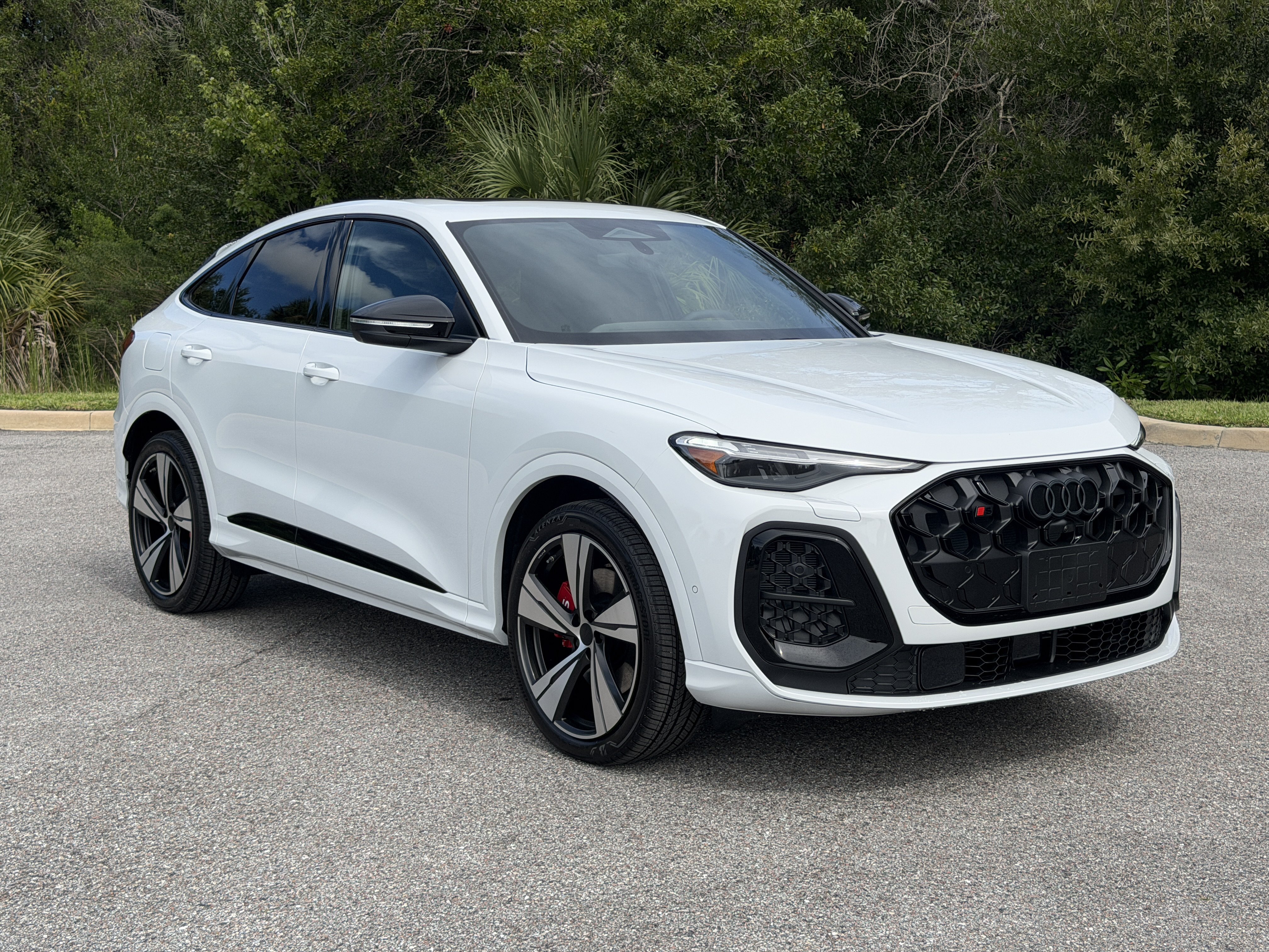 New 2026 Audi SQ5 Prestige