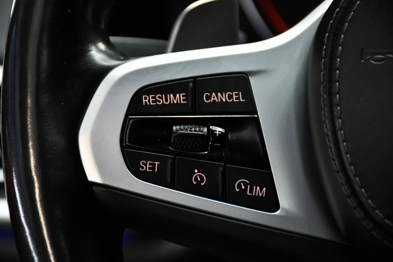 Used 2022 BMW X7 M50i w/ Executive Package image 25