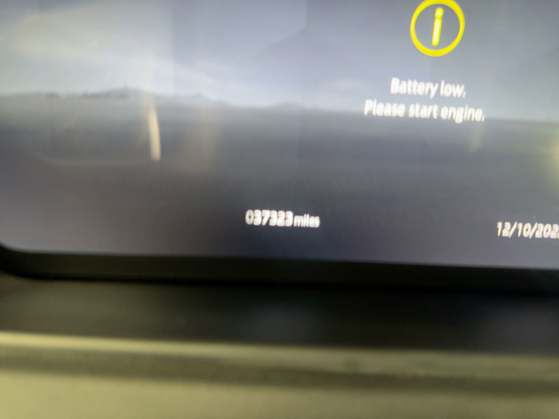 Used 2025 Land Rover Range Rover Velar Dynamic SE image 19