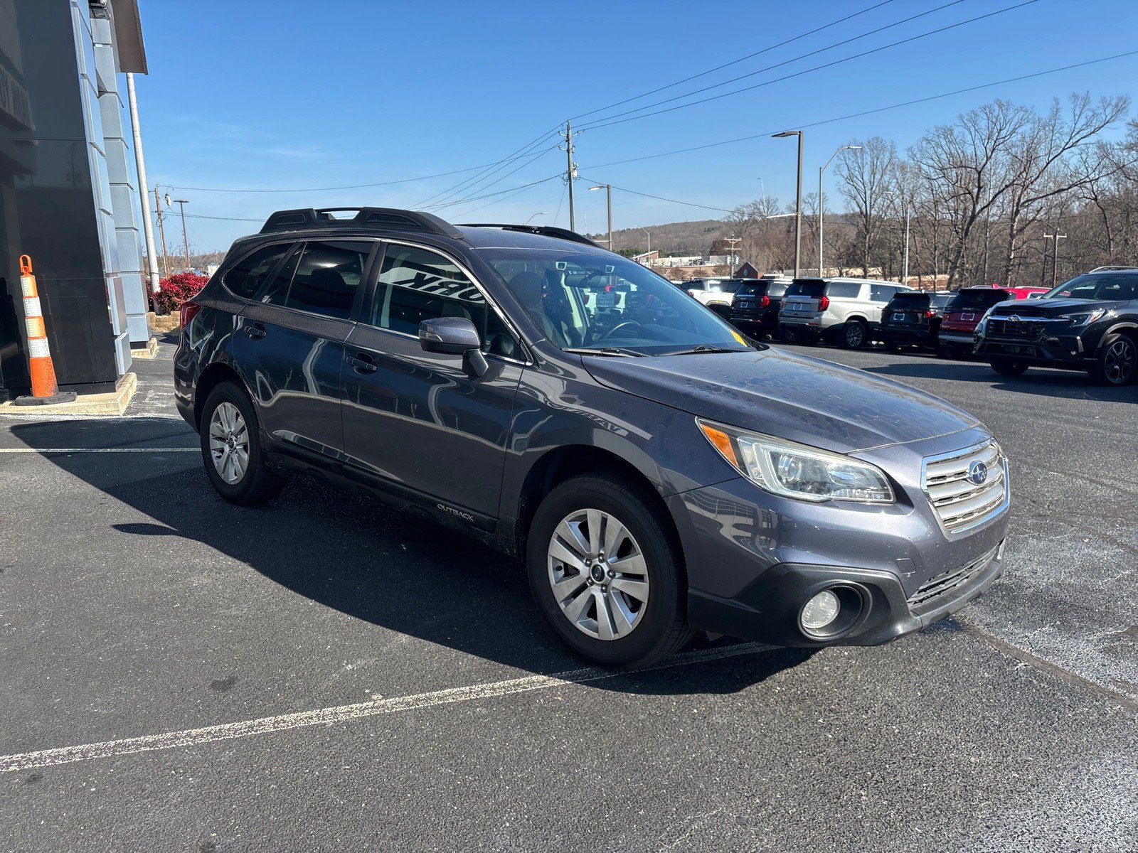 Used 2016 Subaru Outback 2.5i Premium image 8