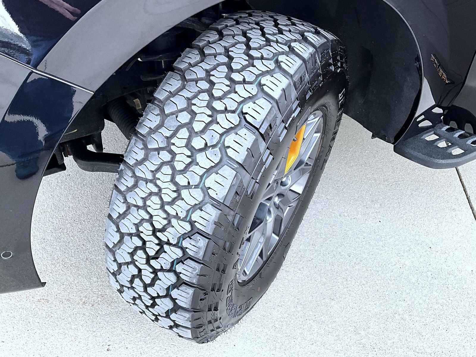 Used 2025 Ford Expedition Tremor image 27