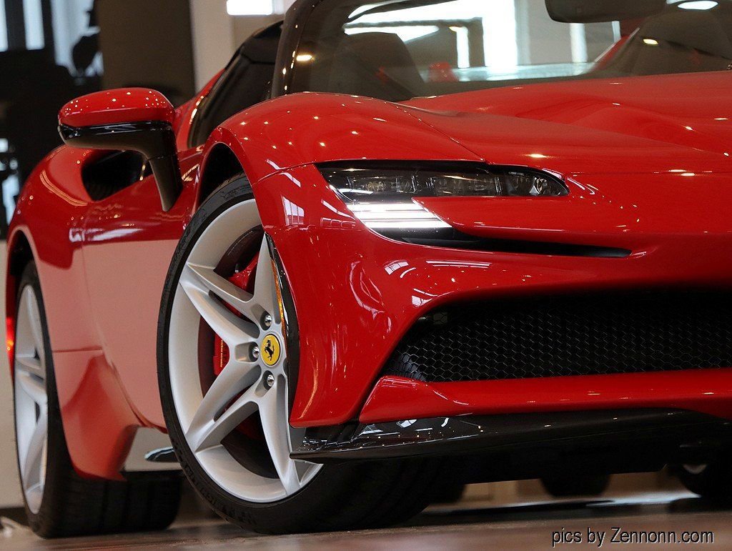 Certified 2023 Ferrari SF90 Spider image 15