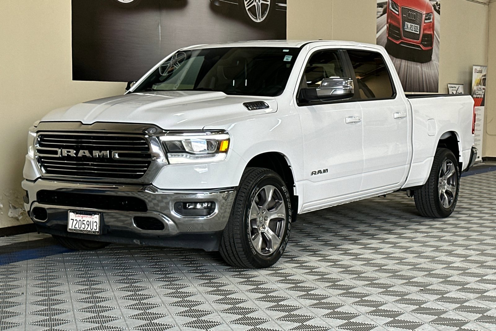 Used 2023 RAM 1500 Laramie image 8