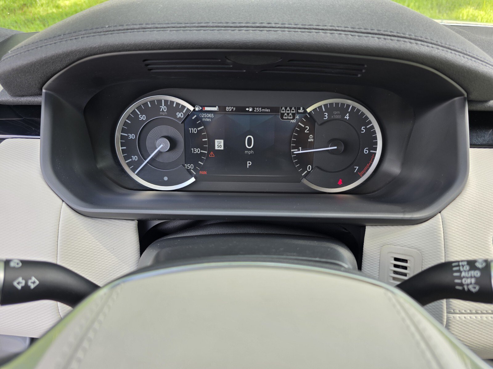 Certified 2023 Land Rover Discovery HSE R-Dynamic AWD/4WD image 22