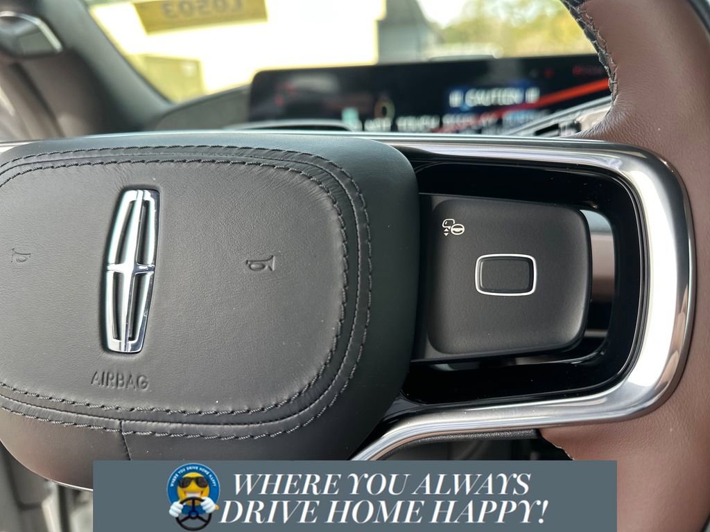 New 2026 Lincoln Navigator Reserve image 12