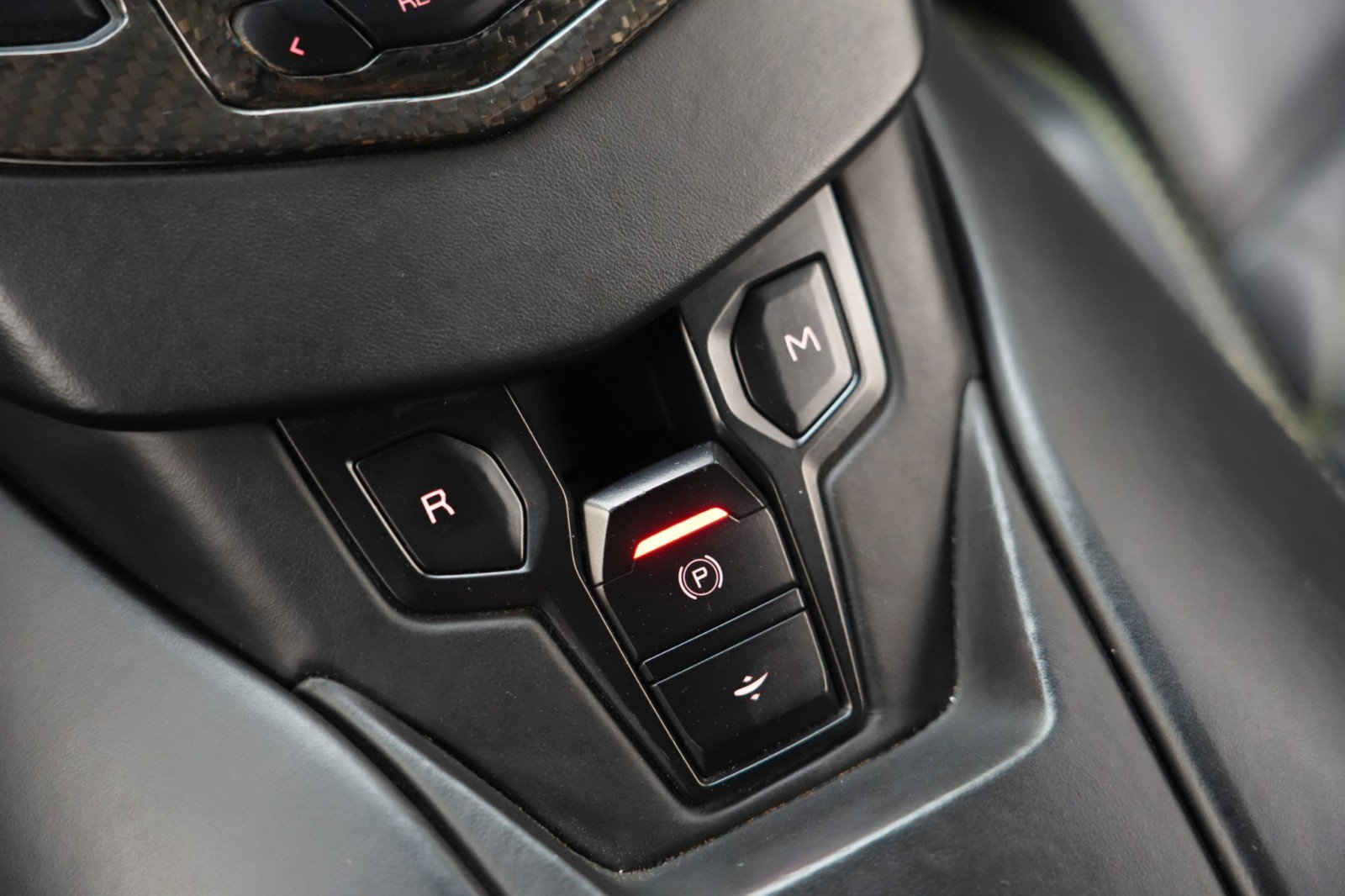 Used 2015 Lamborghini Aventador LP 700-4 image 45