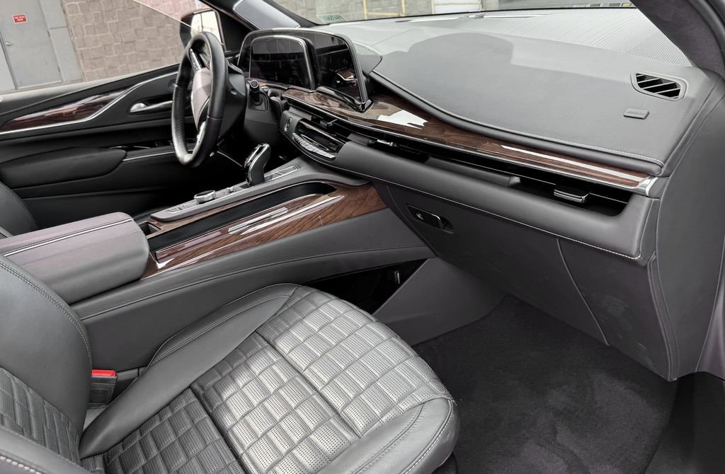 Used 2023 Cadillac Escalade Sport Platinum image 32