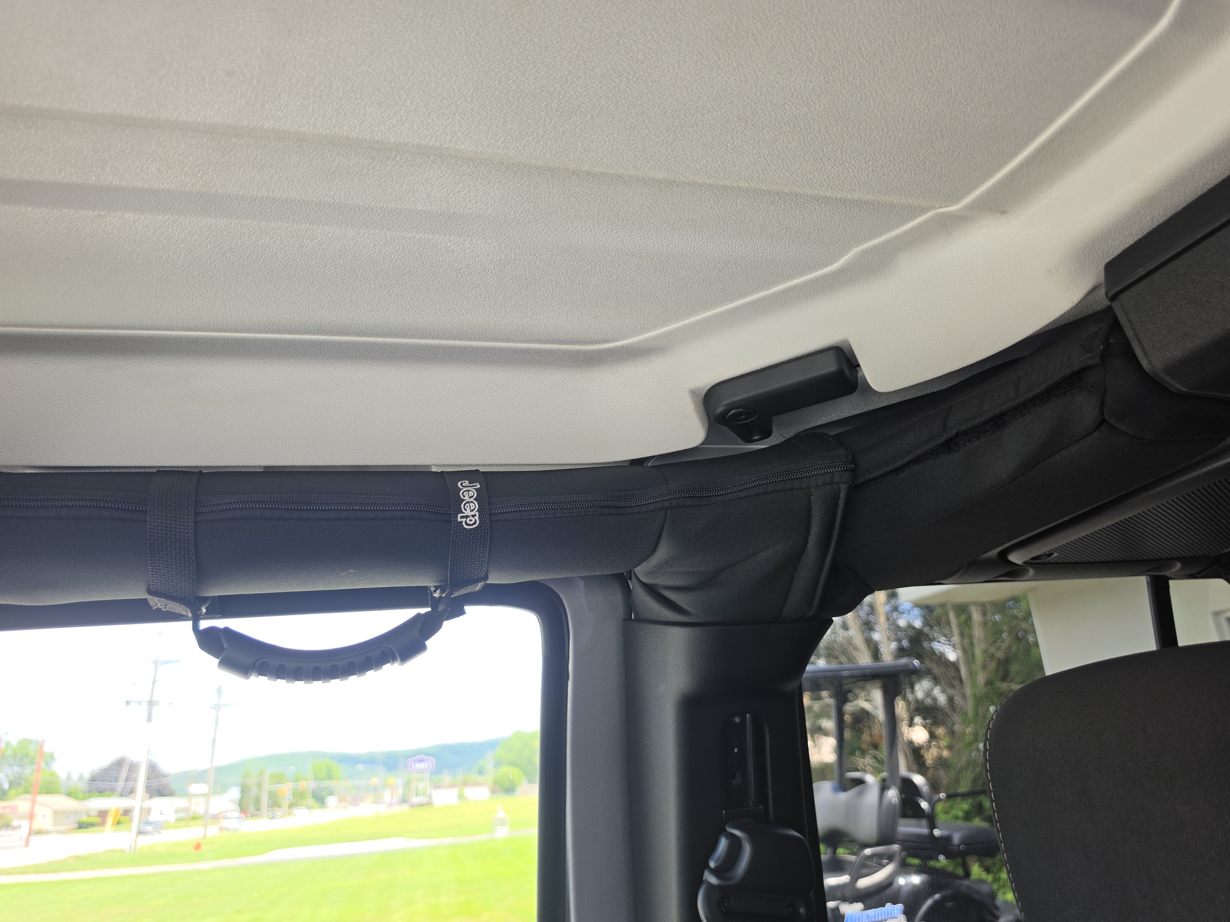 Used 2018 Jeep Wrangler Unlimited Sport AWD/4WD image 32