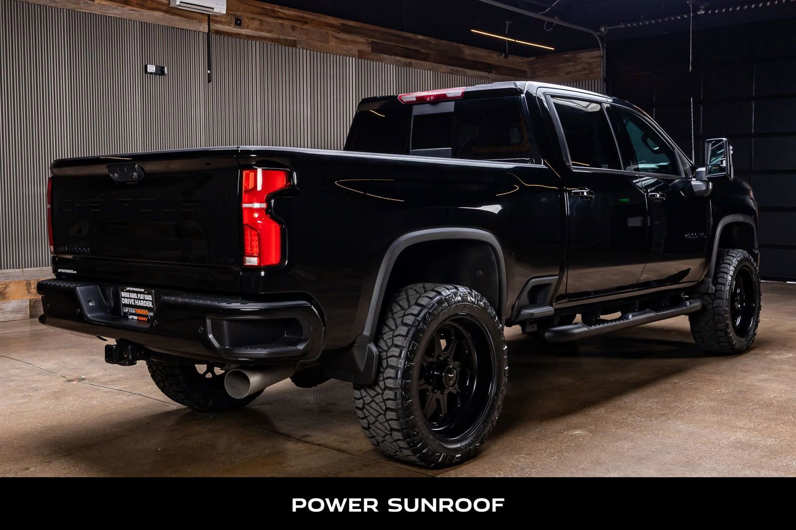 Used 2024 Chevrolet Silverado 2500 LTZ w/ LTZ Plus Package AWD/4WD image 10