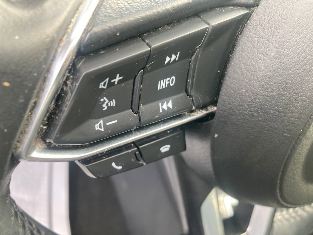 Used 2018 MAZDA MAZDA3 Touring image 42