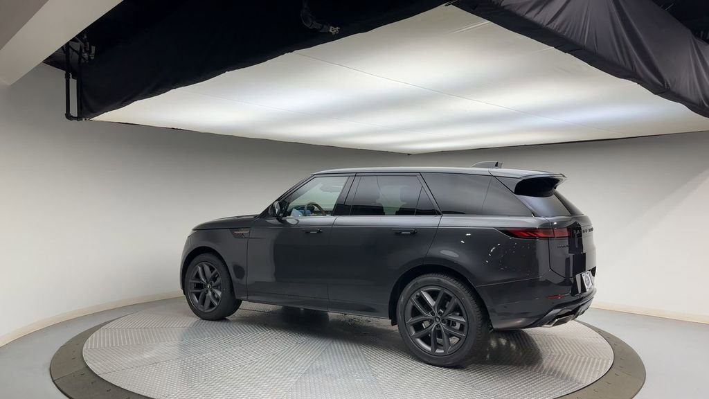 Certified 2025 Land Rover Range Rover Sport Dynamic SE AWD/4WD image 6