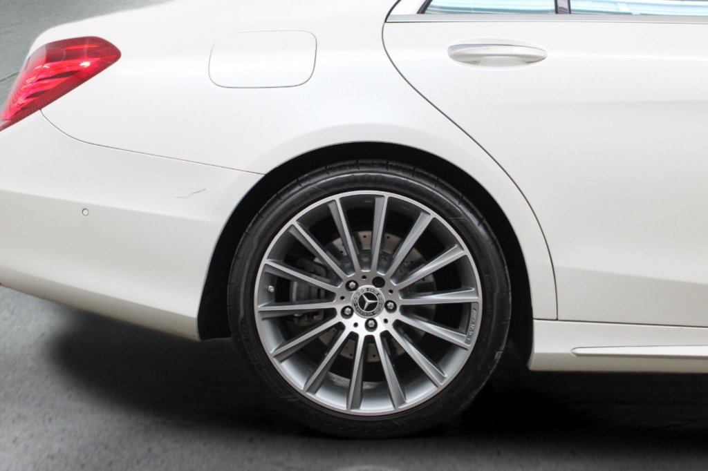 Used 2017 Mercedes-Benz S 550 Sedan image 12