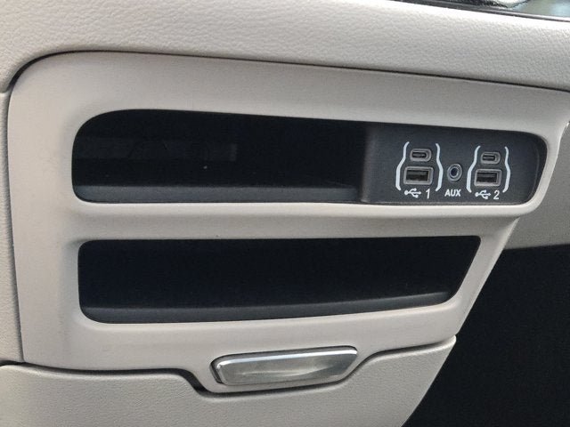 Used 2024 Chrysler Pacifica Touring-L FWD image 23