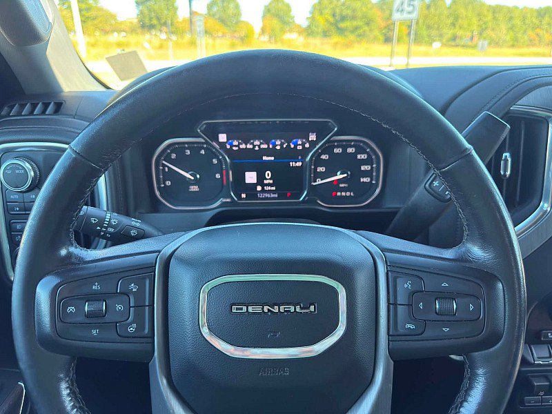Used 2022 GMC Sierra 1500 Denali w/ Driver Alert Package II AWD/4WD image 7