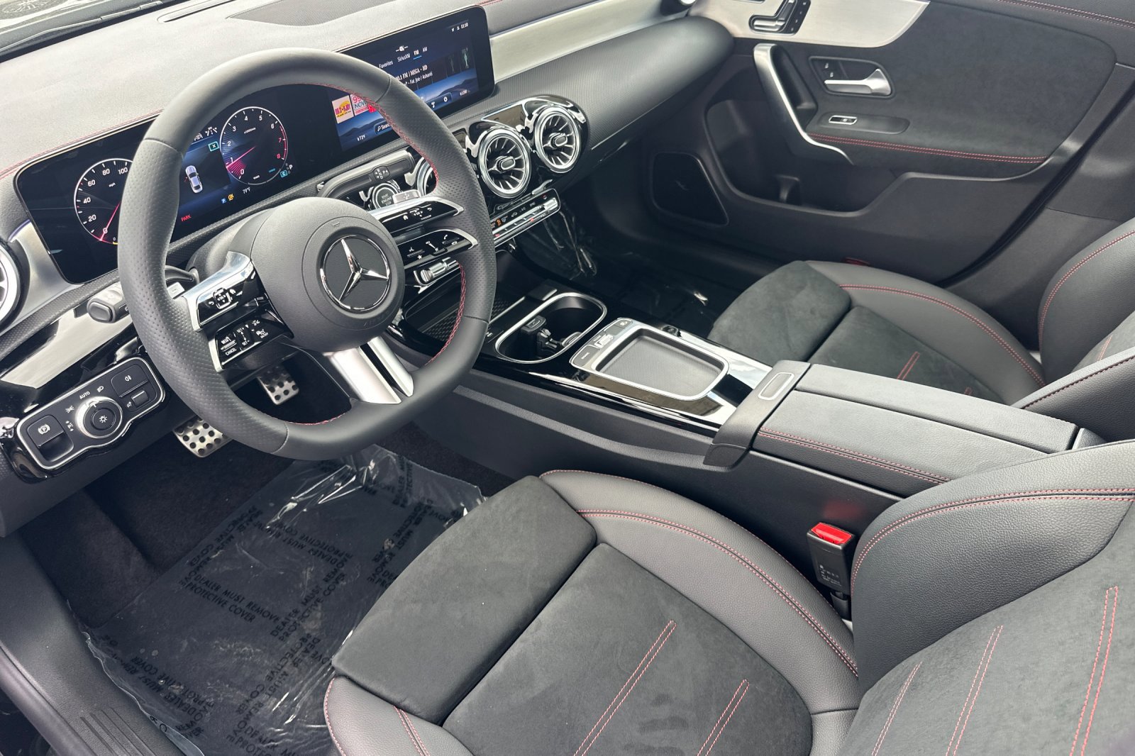 New 2025 Mercedes-Benz CLA 250 4MATIC image 10