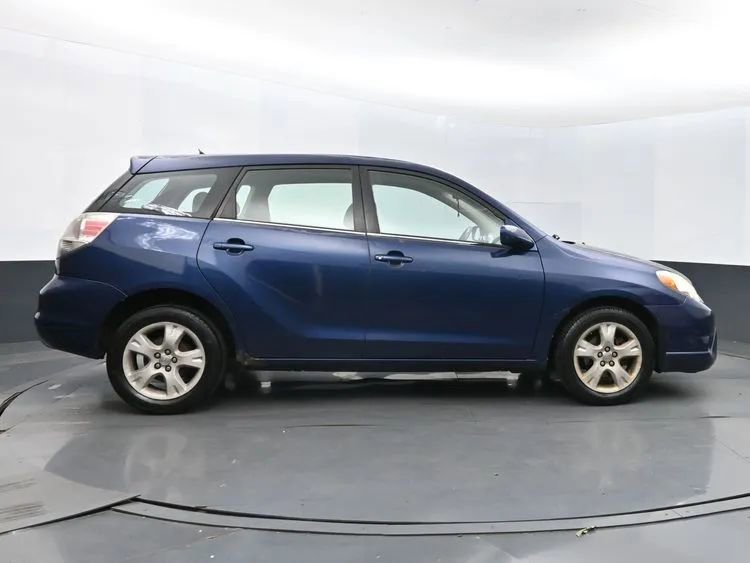 Used 2005 Toyota Matrix XR w/ Extra Value Pkg 2 image 4