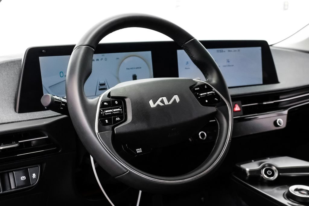 Used 2024 Kia EV6 Light RWD image 15