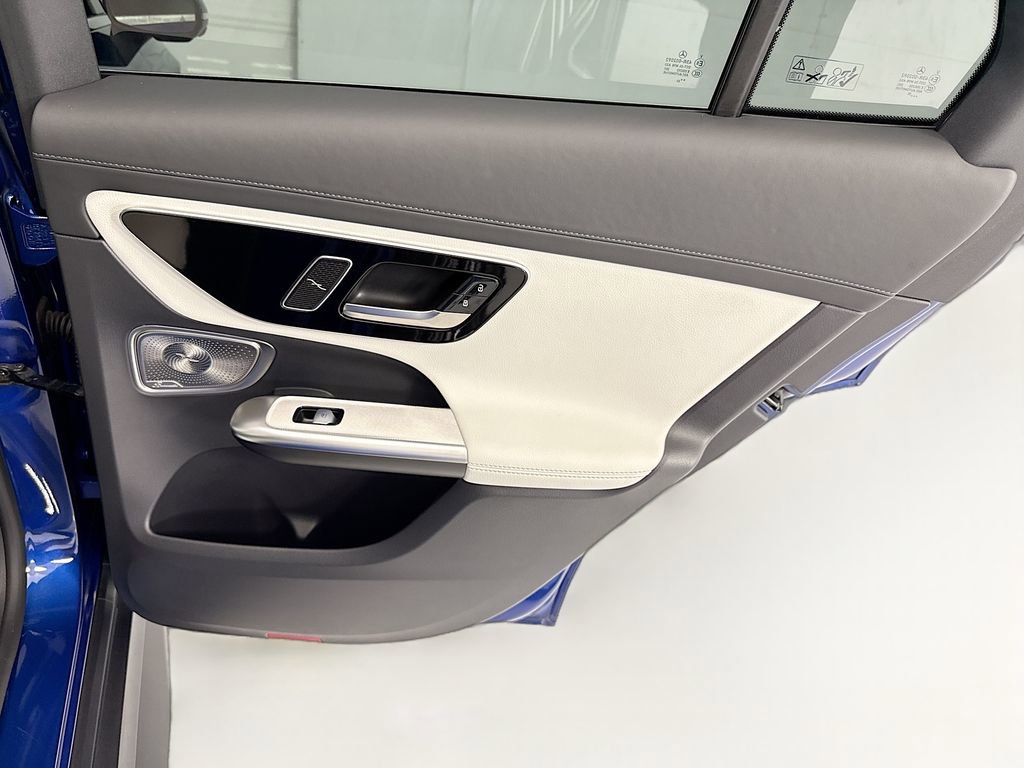 Certified 2023 Mercedes-Benz GLC 300 image 26