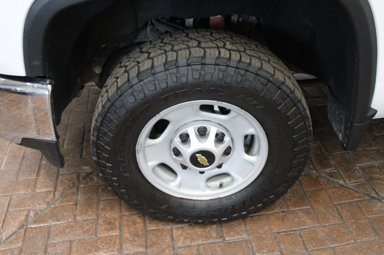Used 2022 Chevrolet Silverado 2500 W/T w/ WT Safety Package image 6