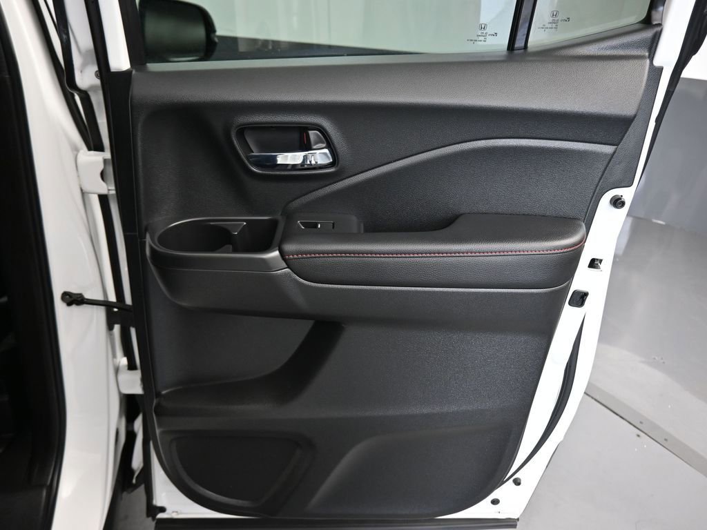 Used 2022 Honda Ridgeline Black Edition image 38