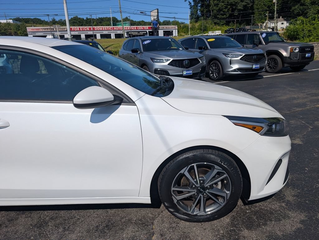 Used 2023 Kia Forte LXS FWD image 11
