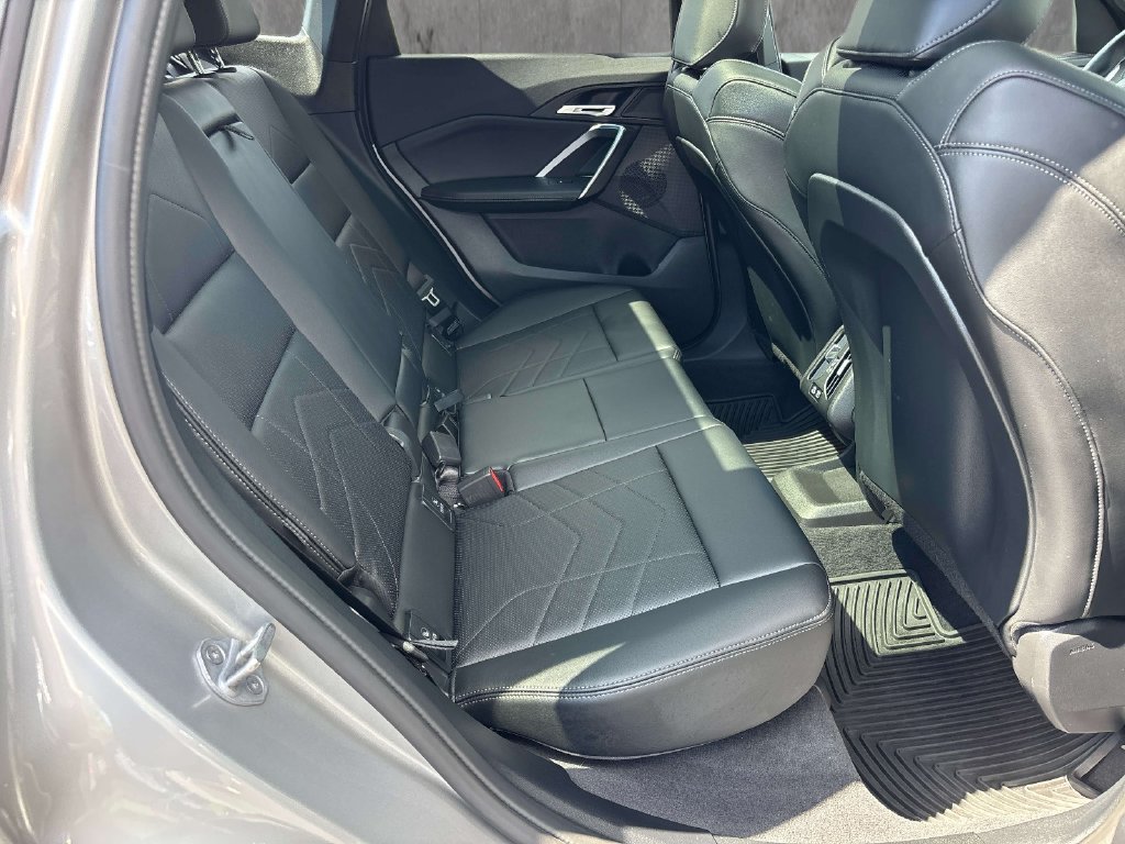 Used 2025 BMW X1 xDrive28i AWD/4WD image 17