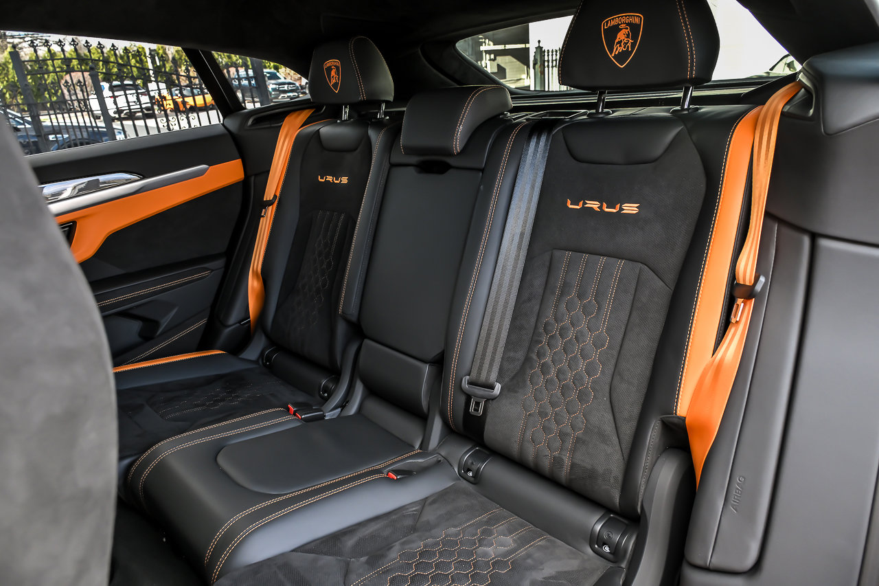 Used 2024 Lamborghini Urus S image 27