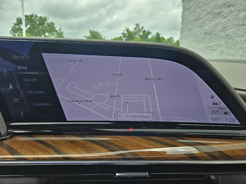 Certified 2024 Cadillac Escalade Sport Platinum w/ LPO, Floor Liner Package AWD/4WD image 26